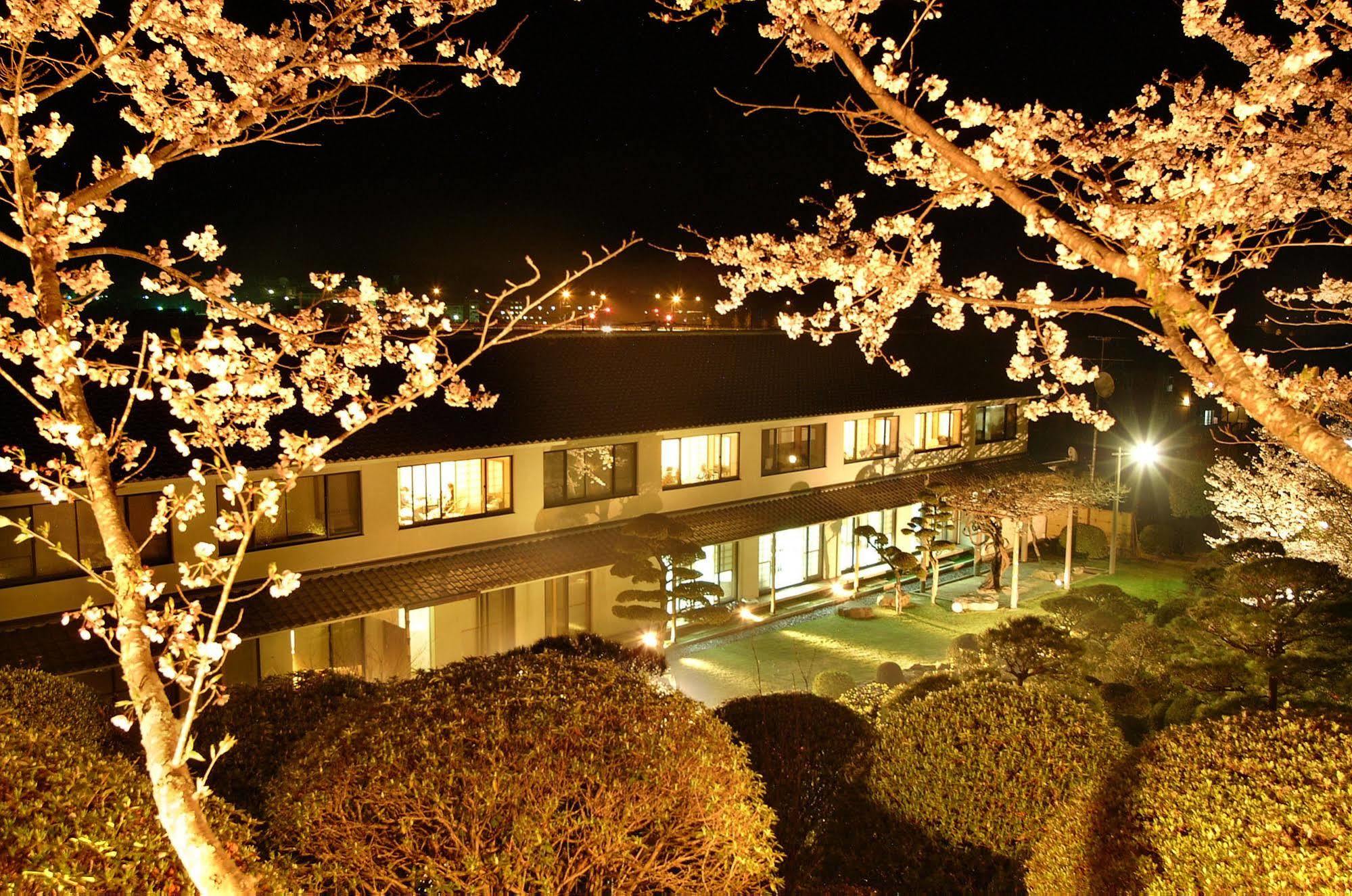 Ryokan Shougen Sansou Kumamoto Luaran gambar
