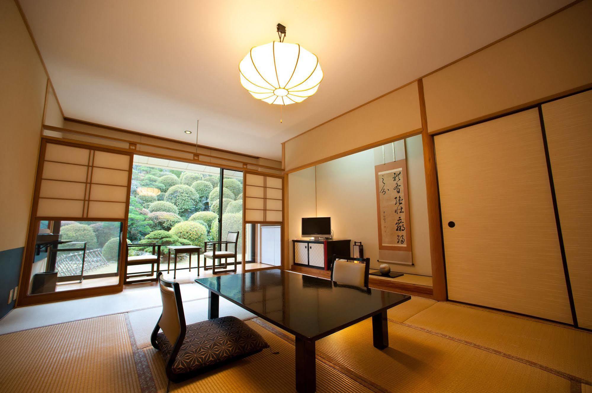 Ryokan Shougen Sansou Kumamoto Luaran gambar